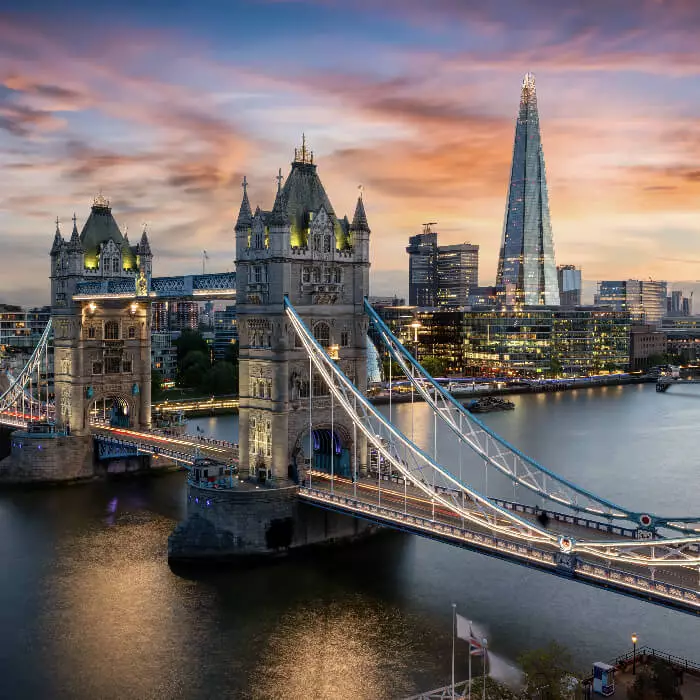 London City – View of Tower Bridge and the Shard London City - View of Tower Bridge and the Shard