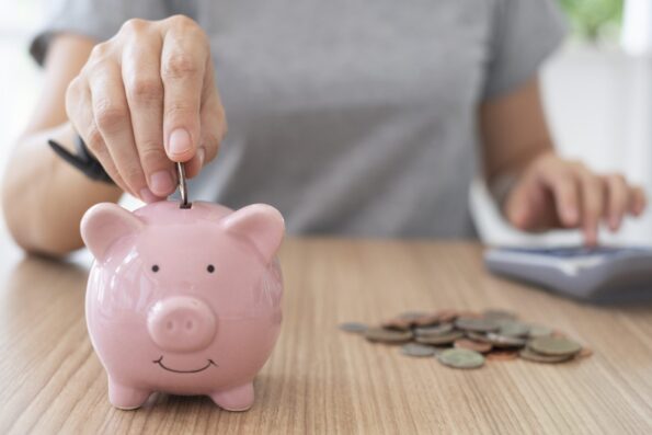 planning finances and saving money - best way to invest money.