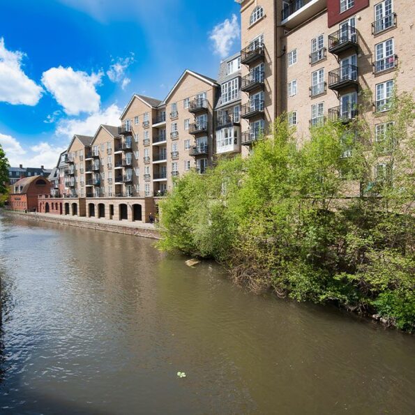 Reading riverside